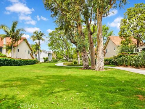 4 Abeto , Irvine, CA