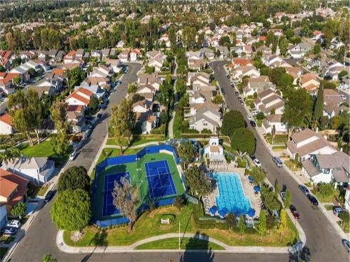 4 Abeto , Irvine, CA