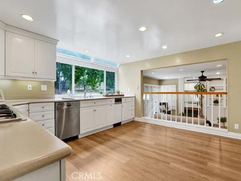 4 Abeto , Irvine, CA