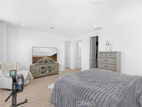 125 Bosal , Irvine, CA