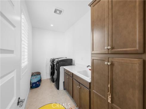 125 Bosal , Irvine, CA