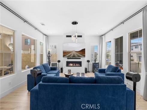 125 Bosal , Irvine, CA