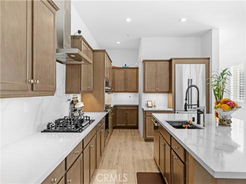 125 Bosal , Irvine, CA