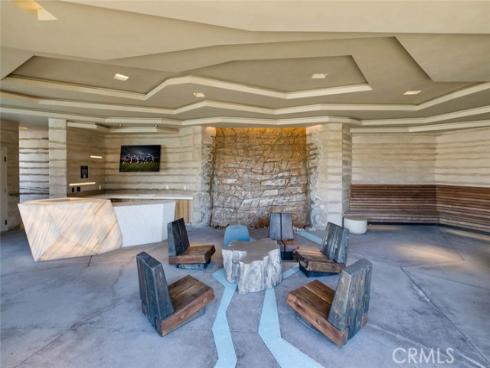 1075  Cadence  , Irvine, CA