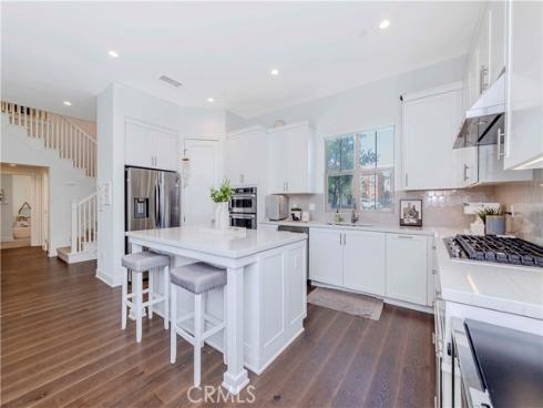 107 Trumpet Flower , Irvine, CA