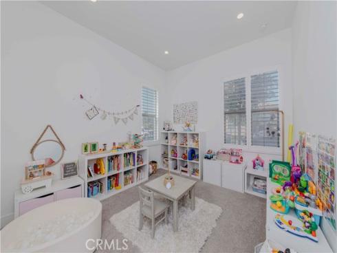 107 Trumpet Flower , Irvine, CA