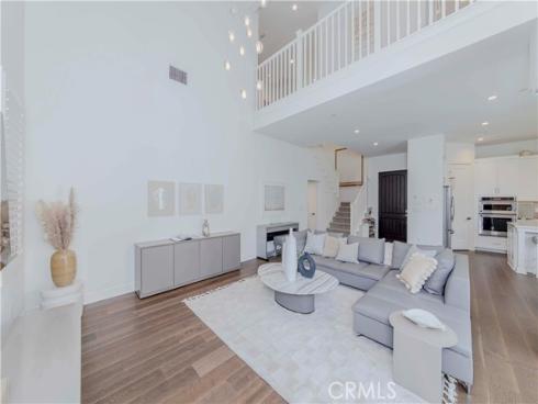 107 Trumpet Flower , Irvine, CA