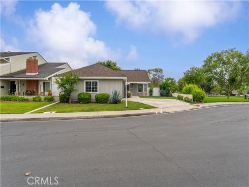 4252 Brookside Street, Irvine, CA