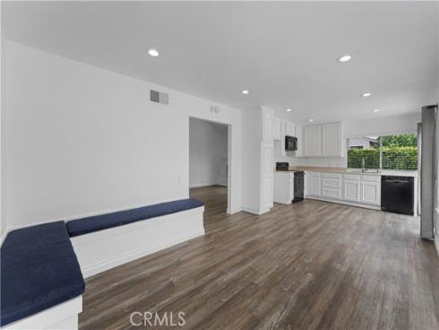 4252 Brookside Street, Irvine, CA