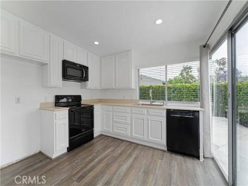 4252 Brookside Street, Irvine, CA