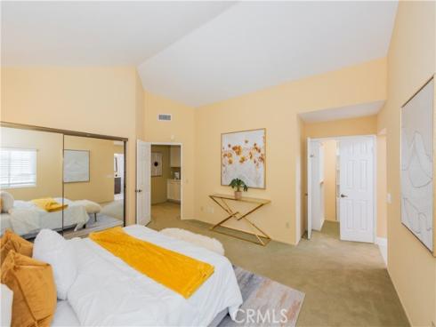 10 Pesaro , Irvine, CA