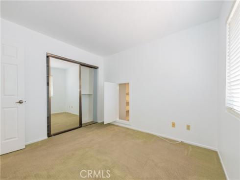 10 Pesaro , Irvine, CA