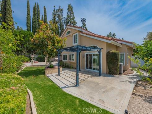 10 Pesaro , Irvine, CA