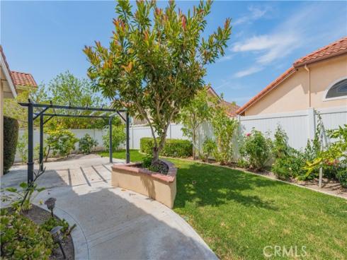 10 Pesaro , Irvine, CA