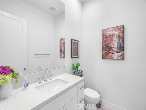 100 Bright Star , Irvine, CA