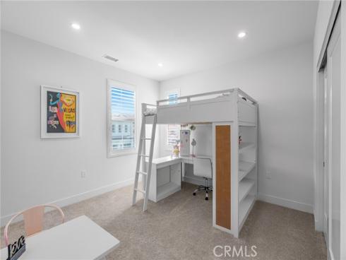 100 Bright Star , Irvine, CA