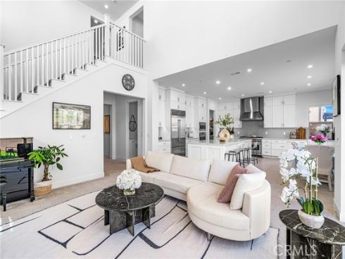 100 Bright Star , Irvine, CA