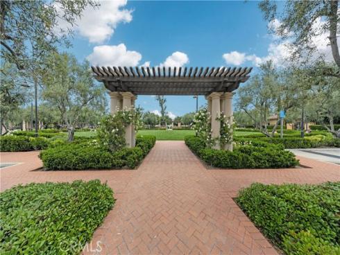 72 Fairymoss , Irvine, CA