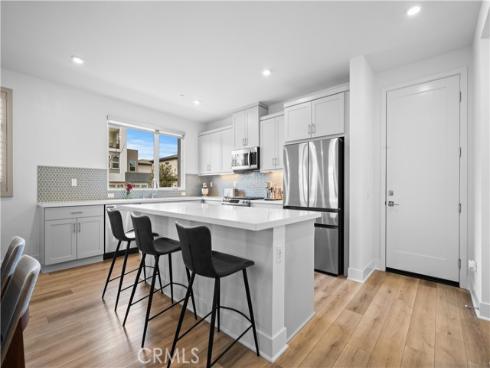 190 Abacus , Irvine, CA