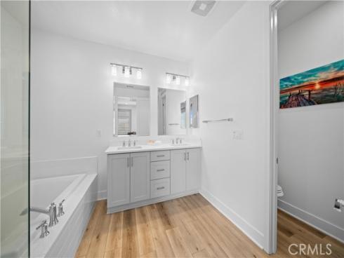 190 Abacus , Irvine, CA