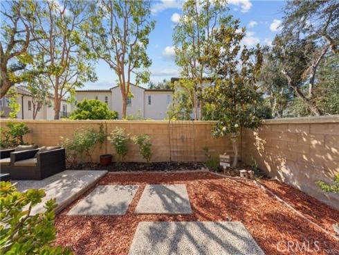 54 Great Lawn , Irvine, CA