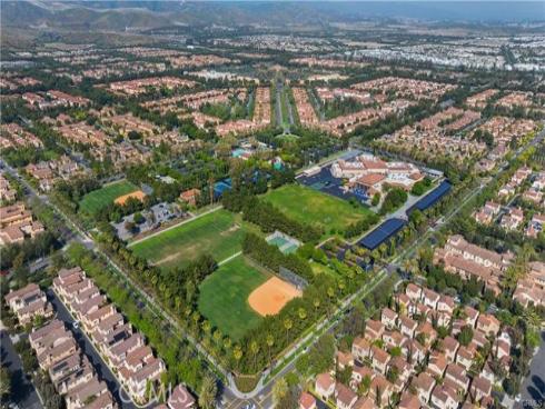 54 Great Lawn , Irvine, CA