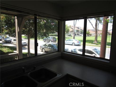 113  Rockwood  , Irvine, CA