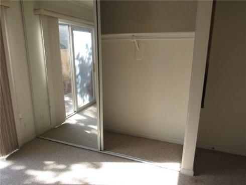 113  Rockwood  , Irvine, CA