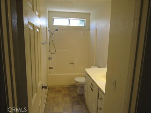 113  Rockwood  , Irvine, CA