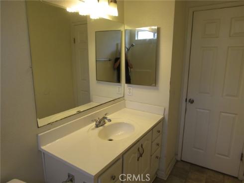 113  Rockwood  , Irvine, CA