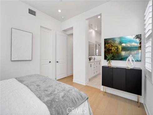 138 Yugen , Irvine, CA