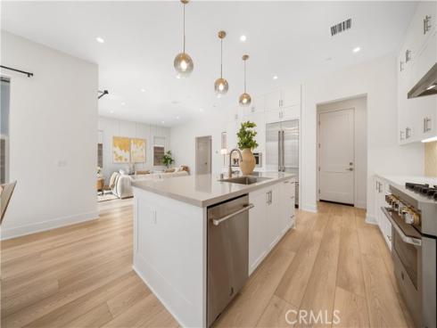 117 Eversedge , Irvine, CA