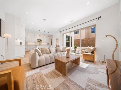 117 Eversedge , Irvine, CA