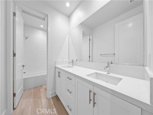 117 Eversedge , Irvine, CA