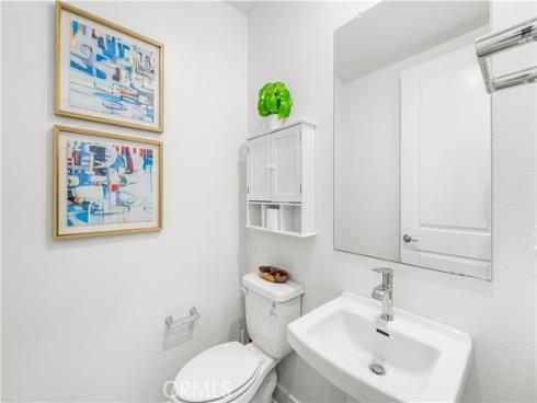 120 Yugen , Irvine, CA