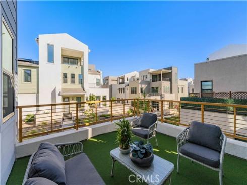 120 Yugen , Irvine, CA