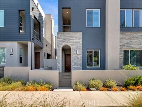 106  Culture  , Irvine, CA