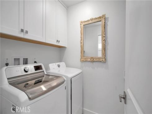 106  Culture  , Irvine, CA