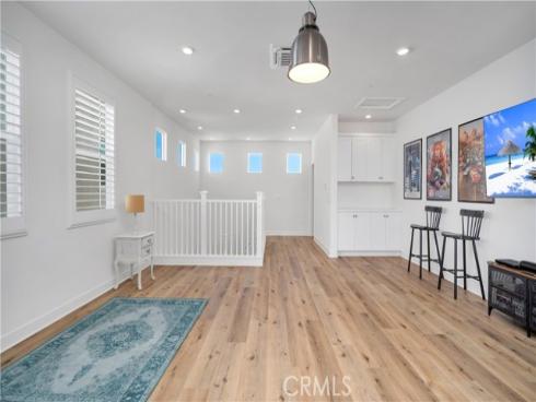 106  Culture  , Irvine, CA