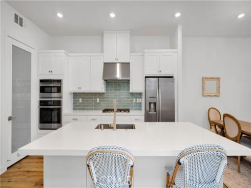 106  Culture  , Irvine, CA