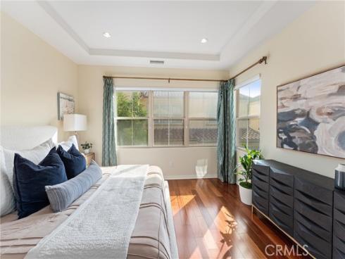 33 Lacebark , Irvine, CA