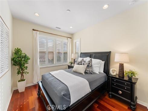 33 Lacebark , Irvine, CA