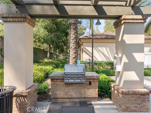 33  Lacebark  , Irvine, CA