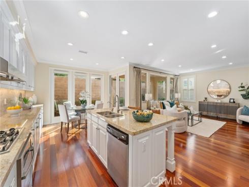 33 Lacebark , Irvine, CA