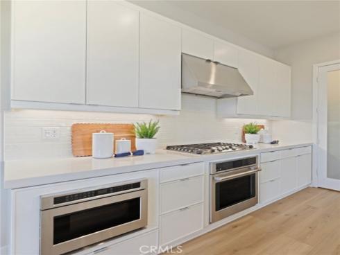 66 Dudley , Irvine, CA