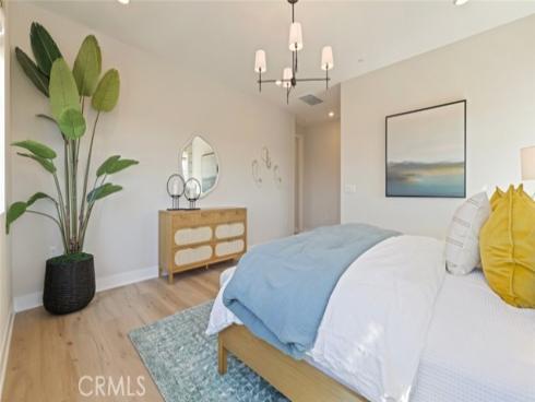 66 Dudley , Irvine, CA