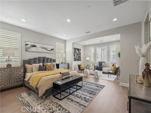 370 Sawbuck , Irvine, CA