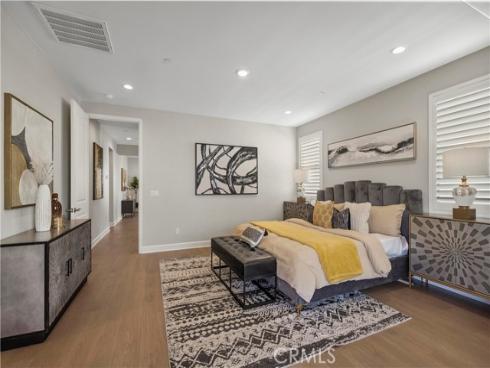 370 Sawbuck , Irvine, CA