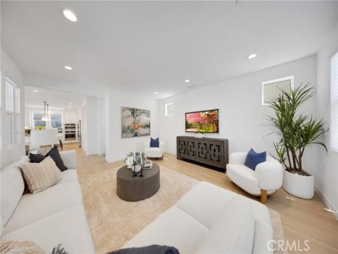 251 Tank , Irvine, CA