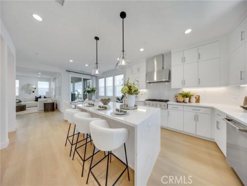 251 Tank , Irvine, CA